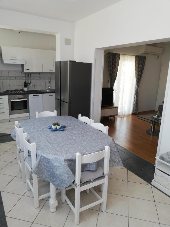 Apartman G&L Гребастика Экстерьер фото